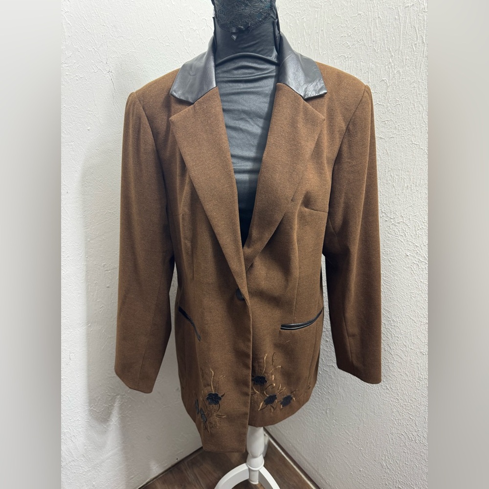 Vintage Coldwater Creek Floral Embroidery Blazer